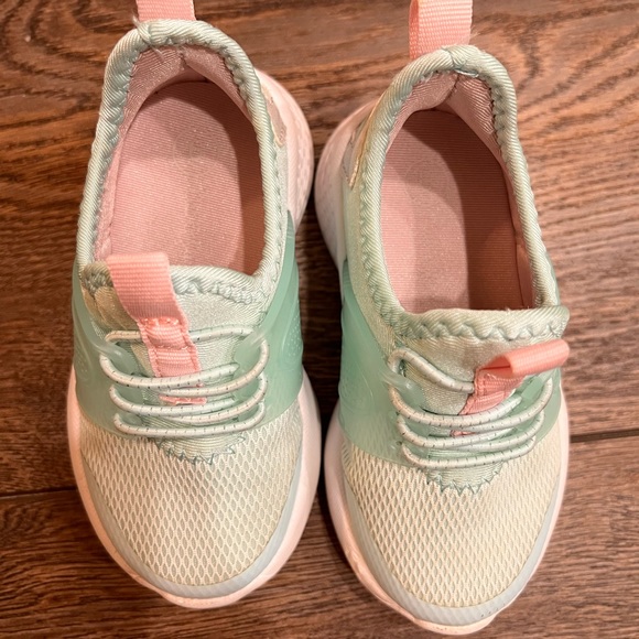 Toddler girl slip on sneakers - Picture 8 of 8
